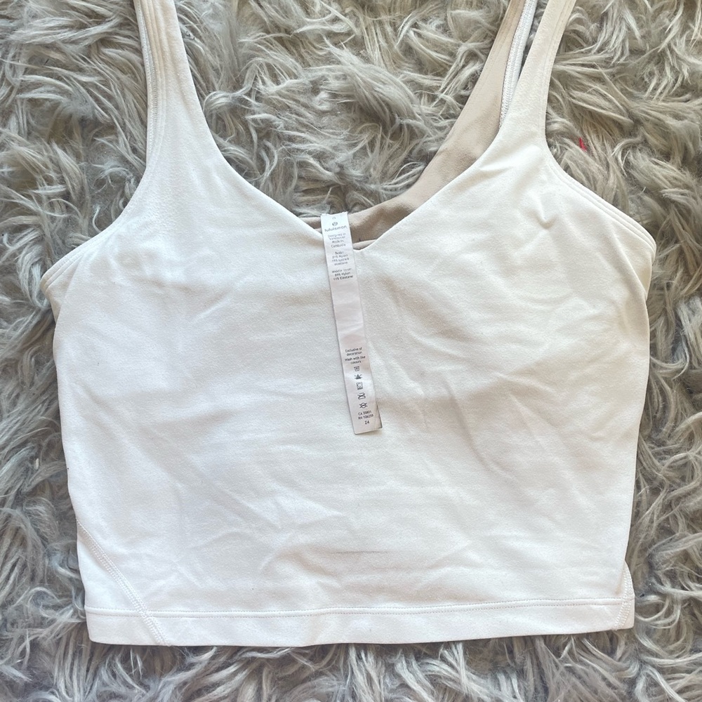 Lululemon white align top